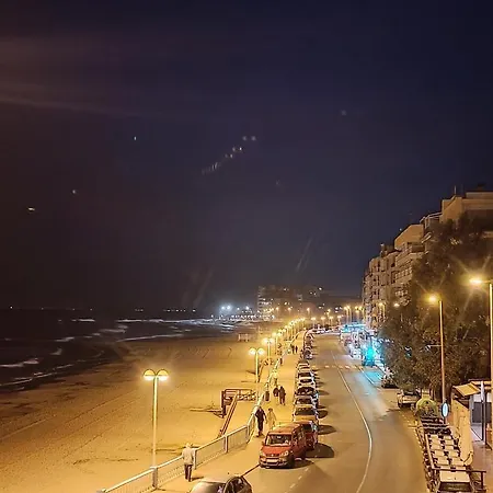 Beachfront With Sea View & Balcony Pmt16 *